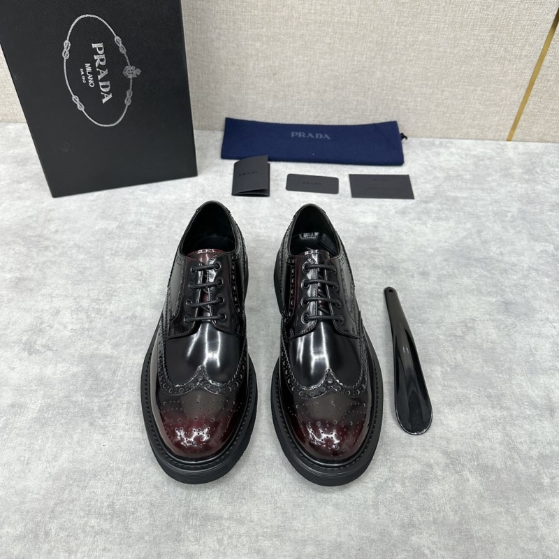 Pra*a leather shoes